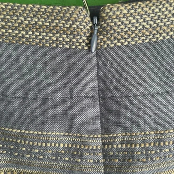 CLEARANCE! The Limited Pencil Skirt Size 6‎ Blue & Silver Threads EUC! - Picture 4 of 5